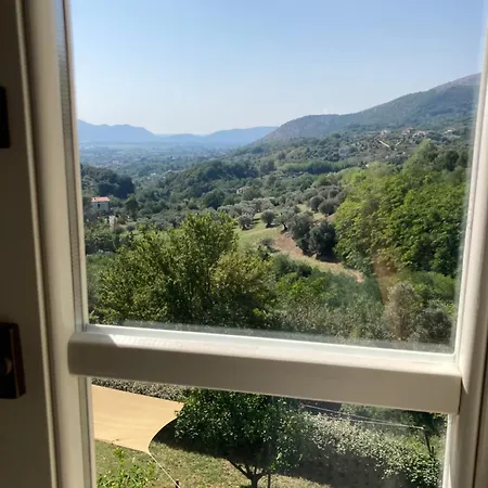 Il Gufo E L' Allodola Caiazzo
