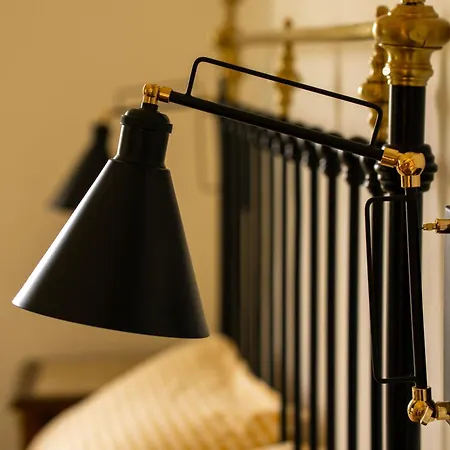 Il Gufo E L' Allodola アパート